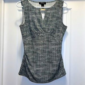 Women’s White House Black Market WHBM Medium Sleeveless Plaid Shell